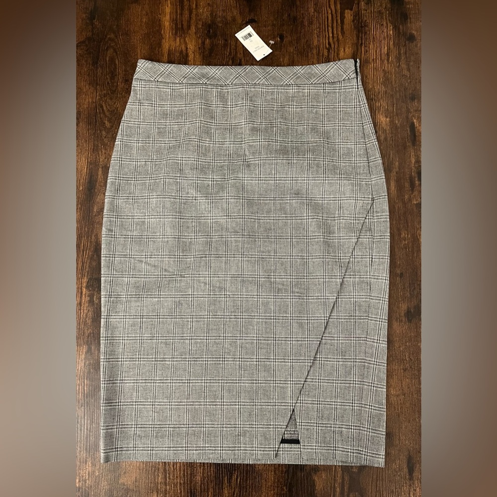 NWT Banana Republic Plaid Slit Pencil Skirt